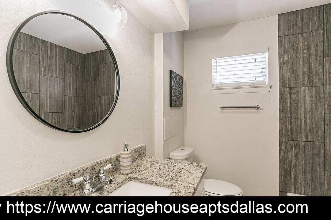 Carriage House - 6